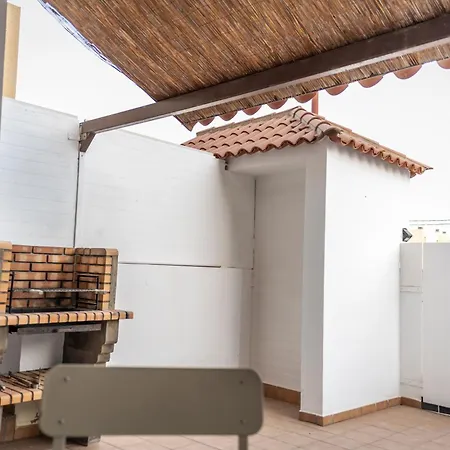 Airport Apartment - Yesenia El Matorral Exterior photo